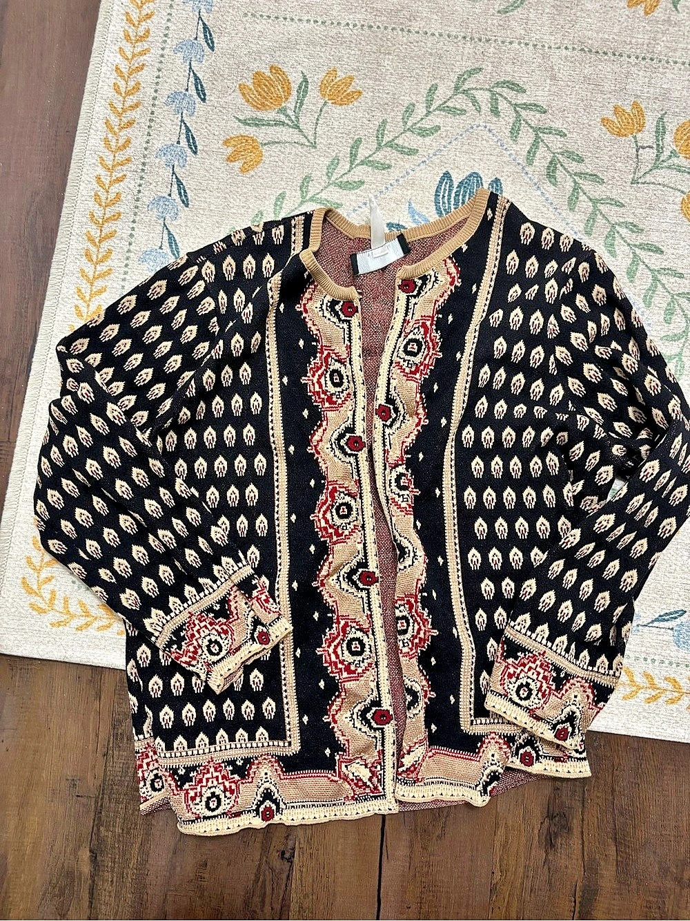 Jones New York Bohemian Knit Cardigan in Black & Red Size Large